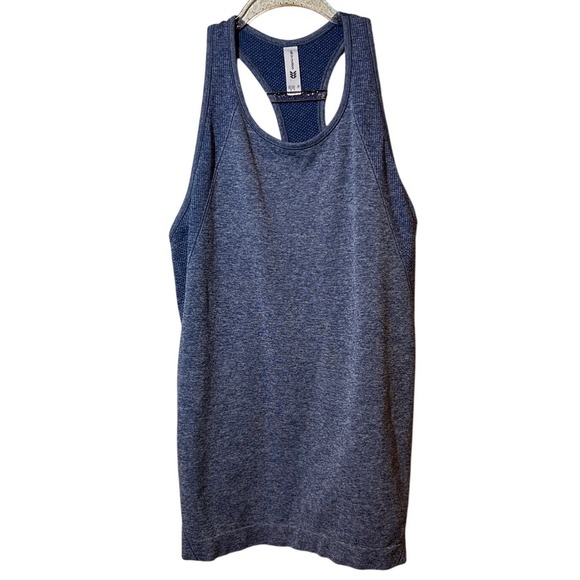 XL Women's Athletic Wear Bundle – Danskin, All in Motion, Soothfeel (5 Pieces) - Picture 8 of 16